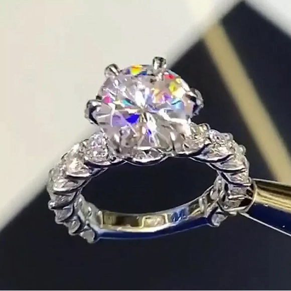 925 Silver Rings Round Cut White Sapphire Ring - Picture 4 of 5